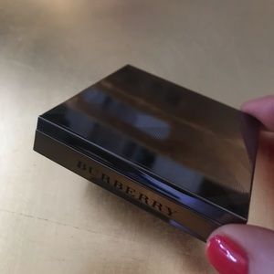 Burberry Makeup - Burberry Blush Highlighter Burberry Makeup - Burberry Blush Highlighter